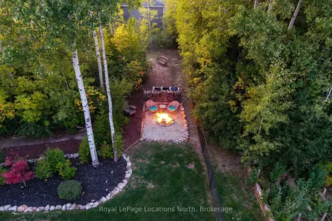 86 Marilyn Avenue S Wasaga Beach ON L9Z 2Y1