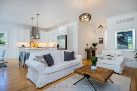 86 Marilyn Avenue S Wasaga Beach ON L9Z 2Y1