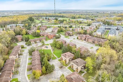 19 Meadow Lane Barrie ON L4N 7K3