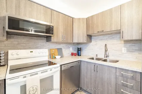 19 Meadow Lane Barrie ON L4N 7K3