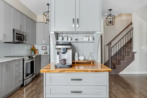 2 Forest Heights Crescent Orillia ON L3V 8J6