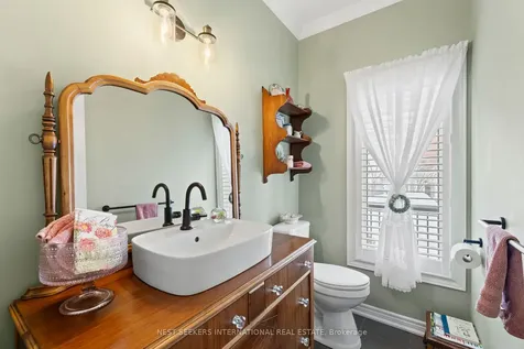 2 Forest Heights Crescent Orillia ON L3V 8J6