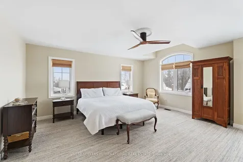 2 Forest Heights Crescent Orillia ON L3V 8J6