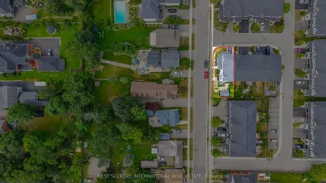 2 Forest Heights Crescent Orillia ON L3V 8J6
