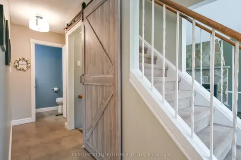 11 Pepler Place Barrie ON L4N 5E3