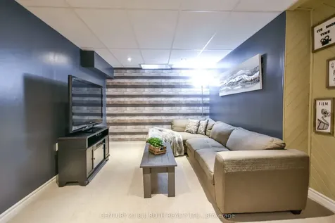 11 Pepler Place Barrie ON L4N 5E3