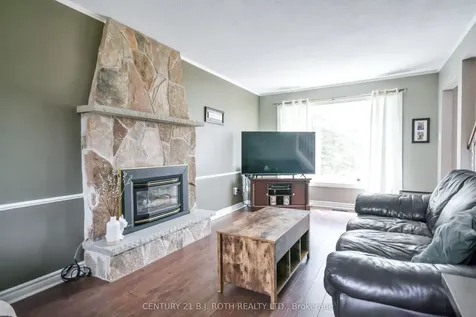 11 Pepler Place Barrie ON L4N 5E3
