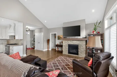 40 Wendat Trail Springwater ON L9X 0V4
