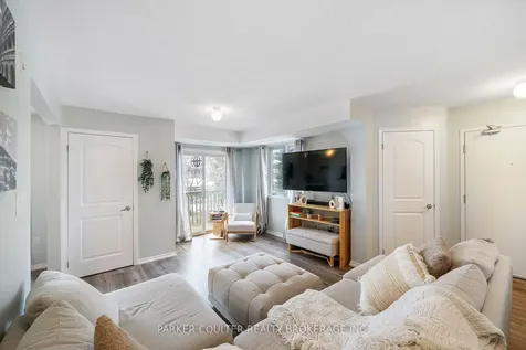 17 Cheltenham Road Barrie ON L4M 0E7