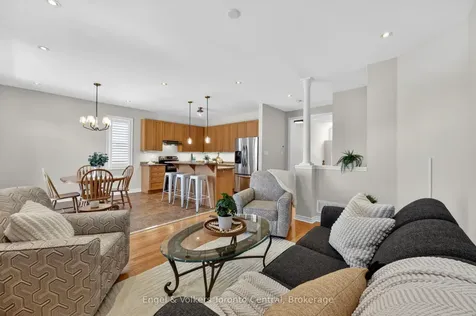 48 Oriole Crescent Wasaga Beach ON L9Z 1A9