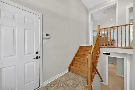 48 Oriole Crescent Wasaga Beach ON L9Z 1A9