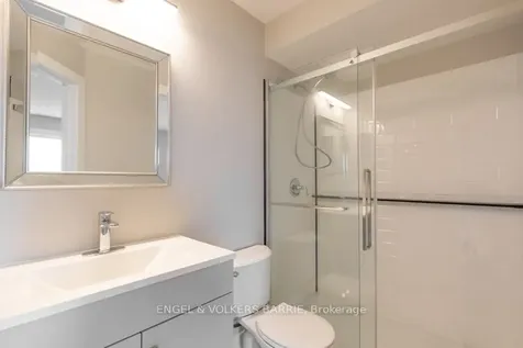 20 Kelly Place Barrie ON L4N 8N2