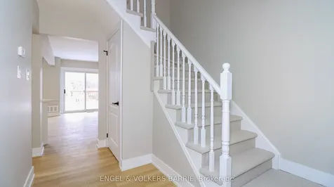 20 Kelly Place Barrie ON L4N 8N2