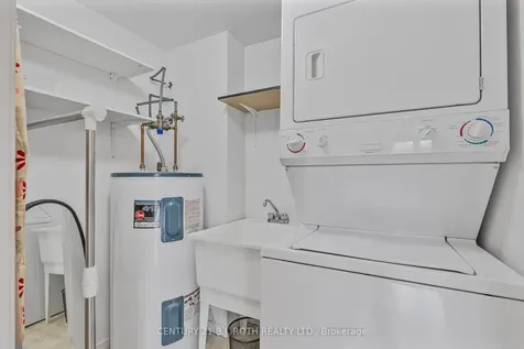 13 Cheltenham Road Barrie ON L4M 0E7