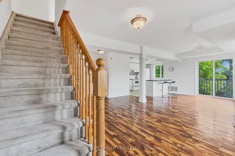 13 Cheltenham Road Barrie ON L4M 0E7