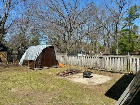 196 Melrose Avenue Wasaga Beach ON L9Z 2T1
