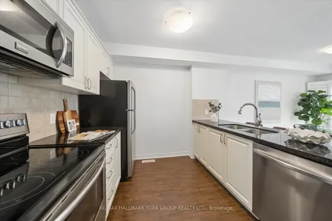 50 Southwoods Crescent Barrie ON L4N 9P8