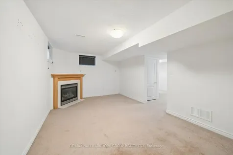50 Southwoods Crescent Barrie ON L4N 9P8