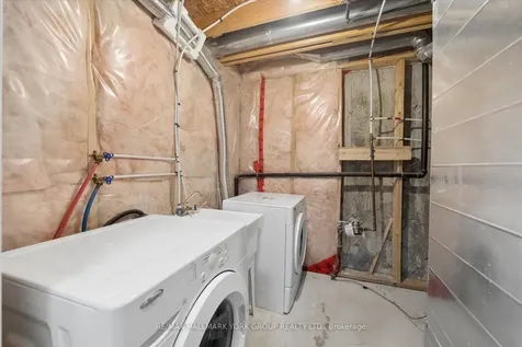 50 Southwoods Crescent Barrie ON L4N 9P8