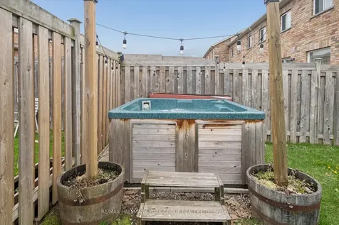 50 Southwoods Crescent Barrie ON L4N 9P8