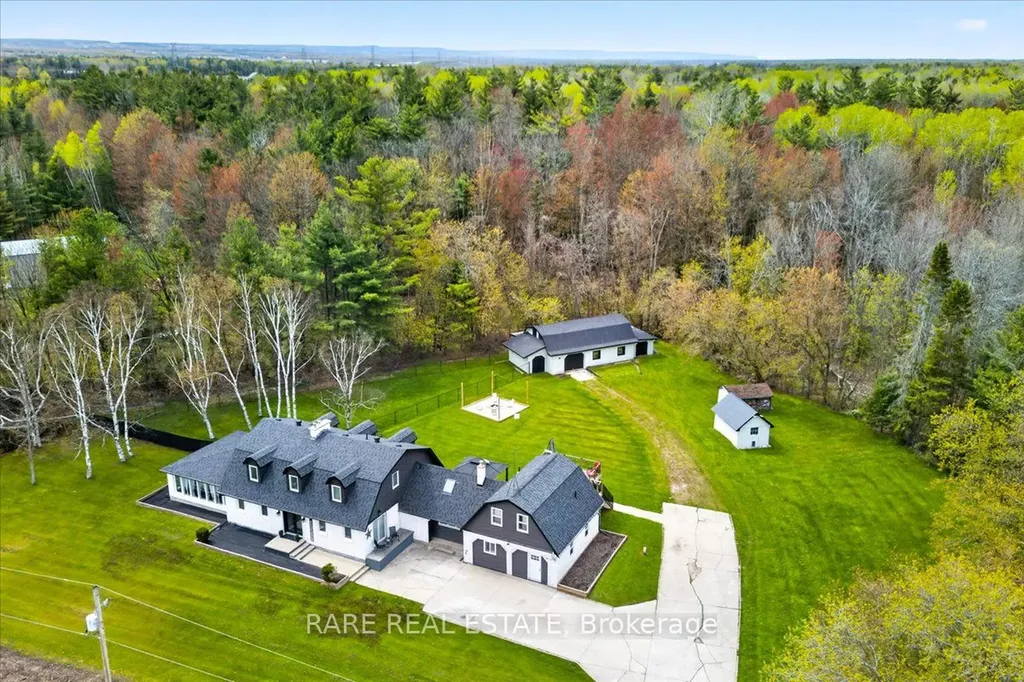 2570 Creemore Avenue Clearview ON L0M 1N0