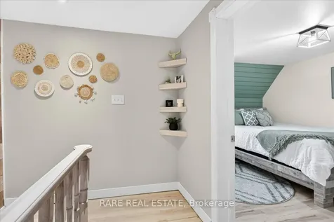 2570 Creemore Avenue Clearview ON L0M 1N0