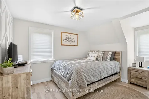 2570 Creemore Avenue Clearview ON L0M 1N0