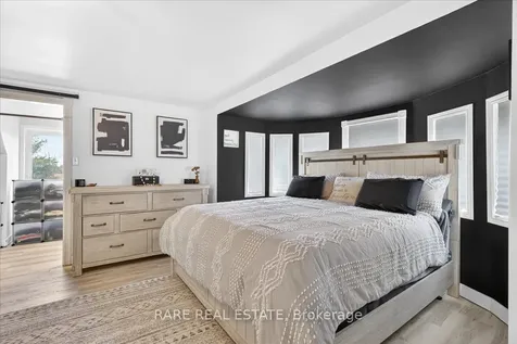 2570 Creemore Avenue Clearview ON L0M 1N0