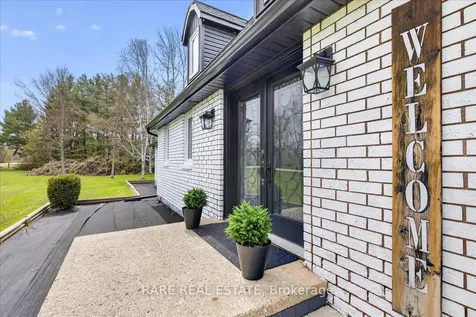 2570 Creemore Avenue Clearview ON L0M 1N0