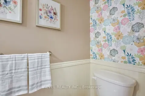36 Athabaska Road Barrie ON L4N 8E8