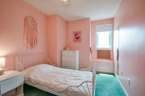 36 Athabaska Road Barrie ON L4N 8E8