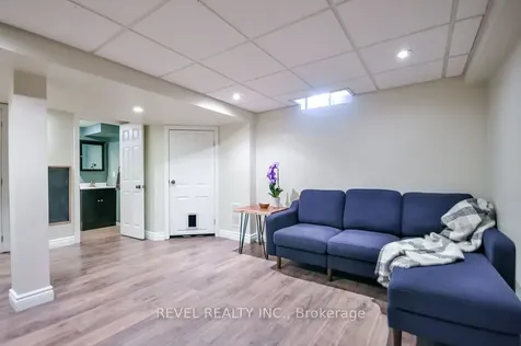 36 Athabaska Road Barrie ON L4N 8E8