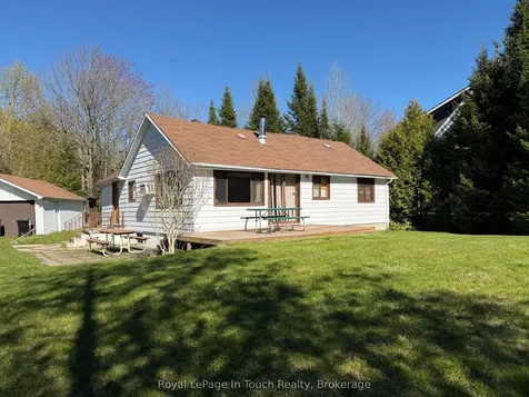 43 Winterset Avenue Tiny ON L0L 2J0