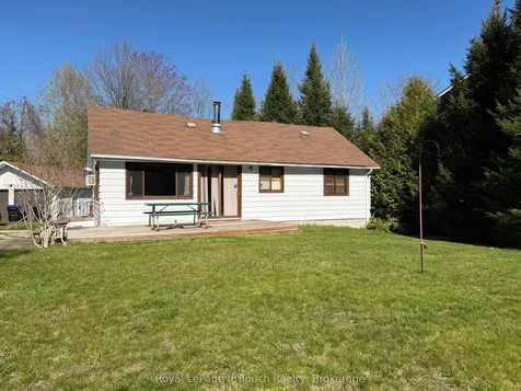 43 Winterset Avenue Tiny ON L0L 2J0