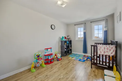 17 Irene Drive Barrie ON L4N 0Y8