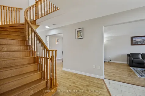 17 Irene Drive Barrie ON L4N 0Y8