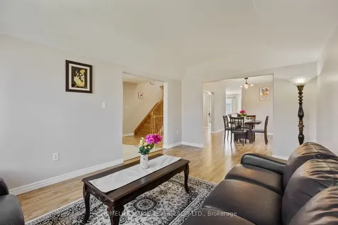 17 Irene Drive Barrie ON L4N 0Y8