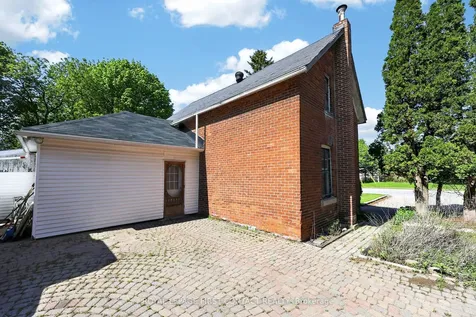202 Bradford Street Barrie ON L4N 3B6