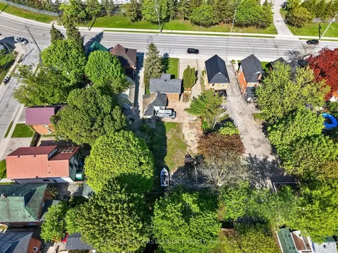 202 Bradford Street Barrie ON L4N 3B6