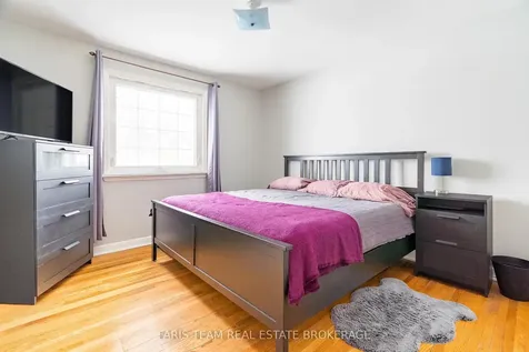 18 Newton Street Barrie ON L4M 3N3