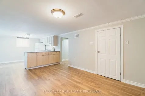 18 Newton Street Barrie ON L4M 3N3