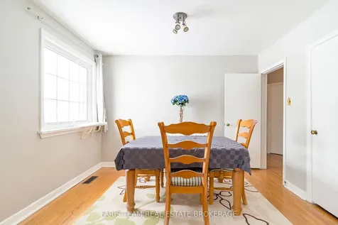 18 Newton Street Barrie ON L4M 3N3