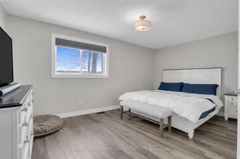 340 Livingstone Street W Barrie ON L4N 7C5