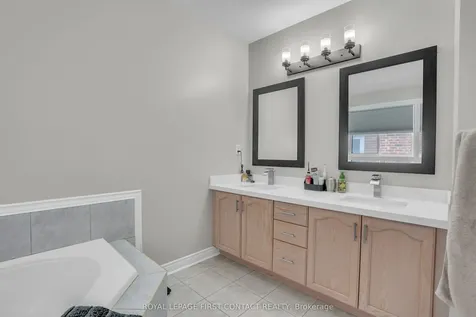 340 Livingstone Street W Barrie ON L4N 7C5