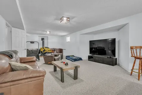 340 Livingstone Street W Barrie ON L4N 7C5