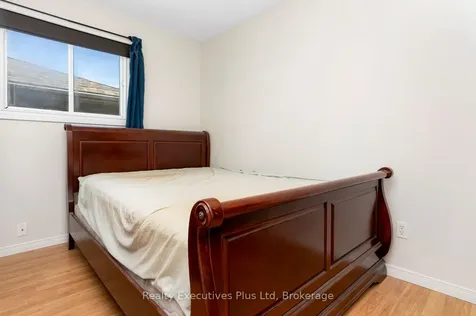 24 Mcconkey Place Barrie ON L4N 6H1