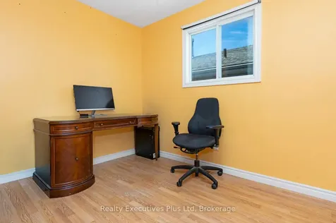 24 Mcconkey Place Barrie ON L4N 6H1