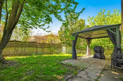 24 Mcconkey Place Barrie ON L4N 6H1