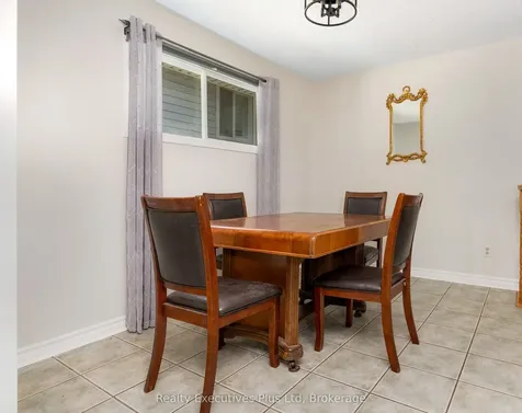 24 Mcconkey Place Barrie ON L4N 6H1