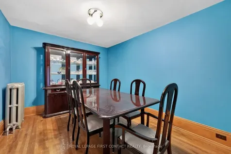 202 Bradford Street Barrie ON L4N 3B6